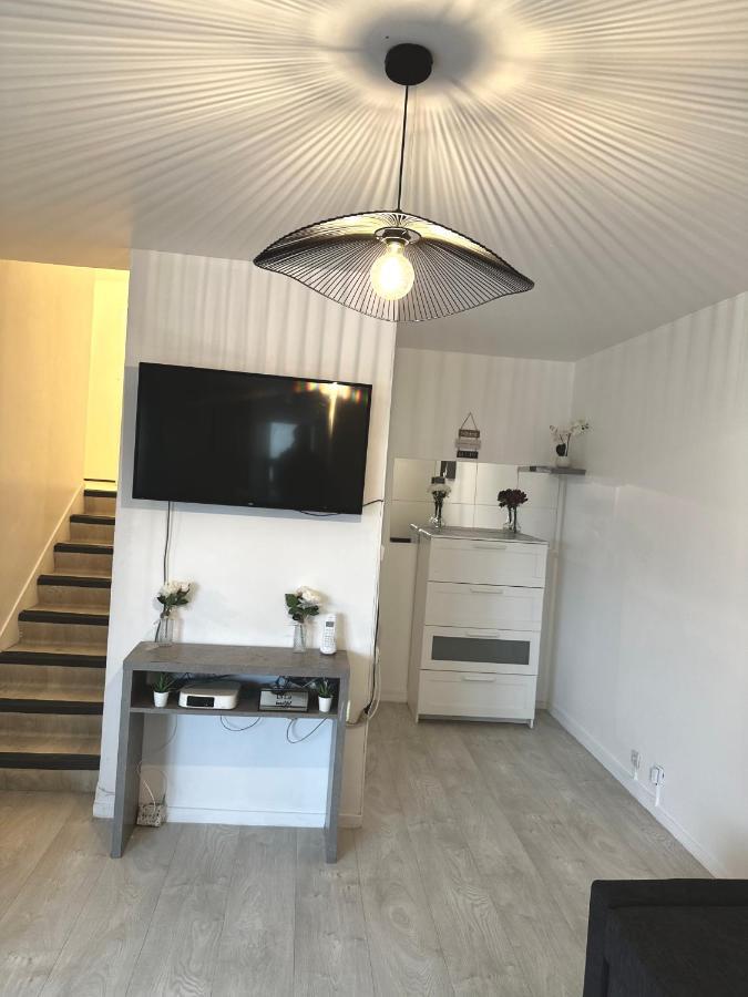 Jolie Appartement Duplex 2 Min Gare-Disney Et Paris 15 Min 누와시 르 그헝 외부 사진